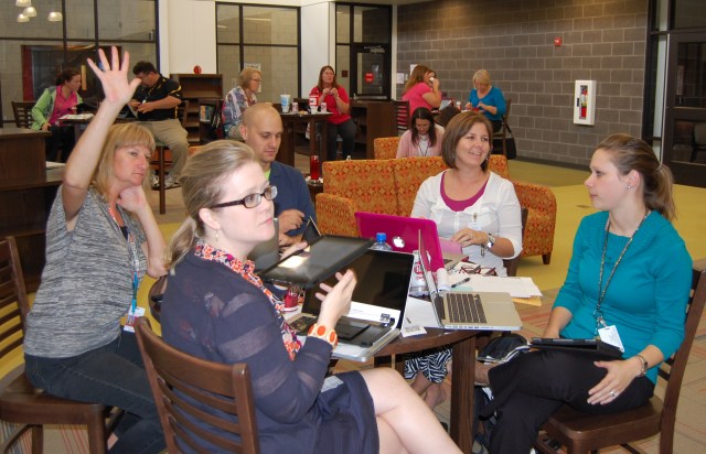 SBMS iPad Training 3 Oct 2012.jpg